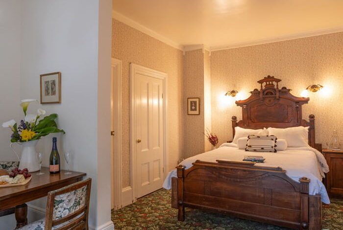 B&B in Mendocino, CA - Garden Room