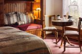 Where to Stay in Mendocino - Dora's Room