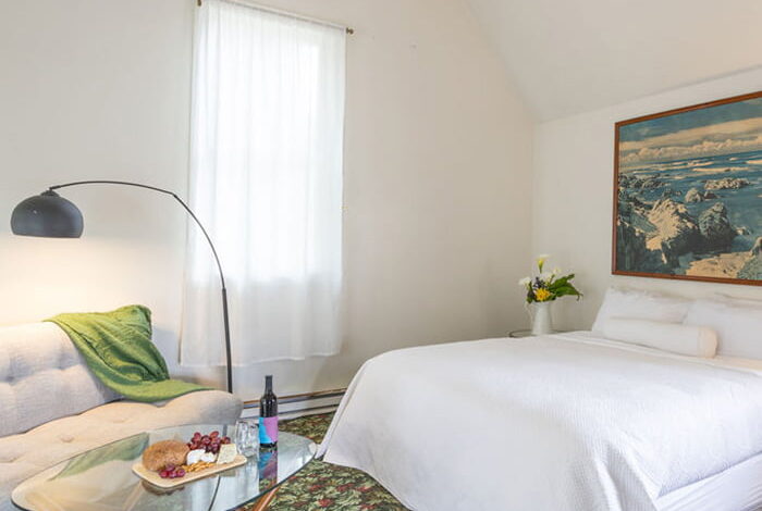 Mendocino Coast B&B - Victorian Suite