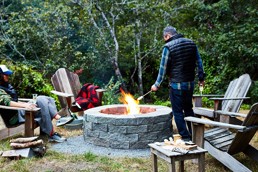 Places to Stay in Mendocino - Firepit at Dennen's Victorian Farmhouse
